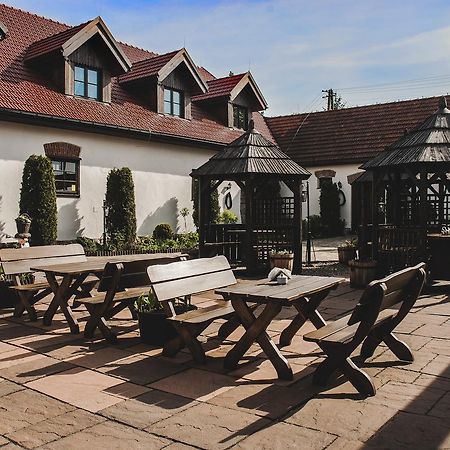 Hotel Pod Kogutkiem Krzywaczka Экстерьер фото
