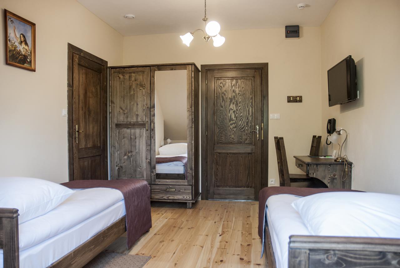 Hotel Pod Kogutkiem Krzywaczka Экстерьер фото