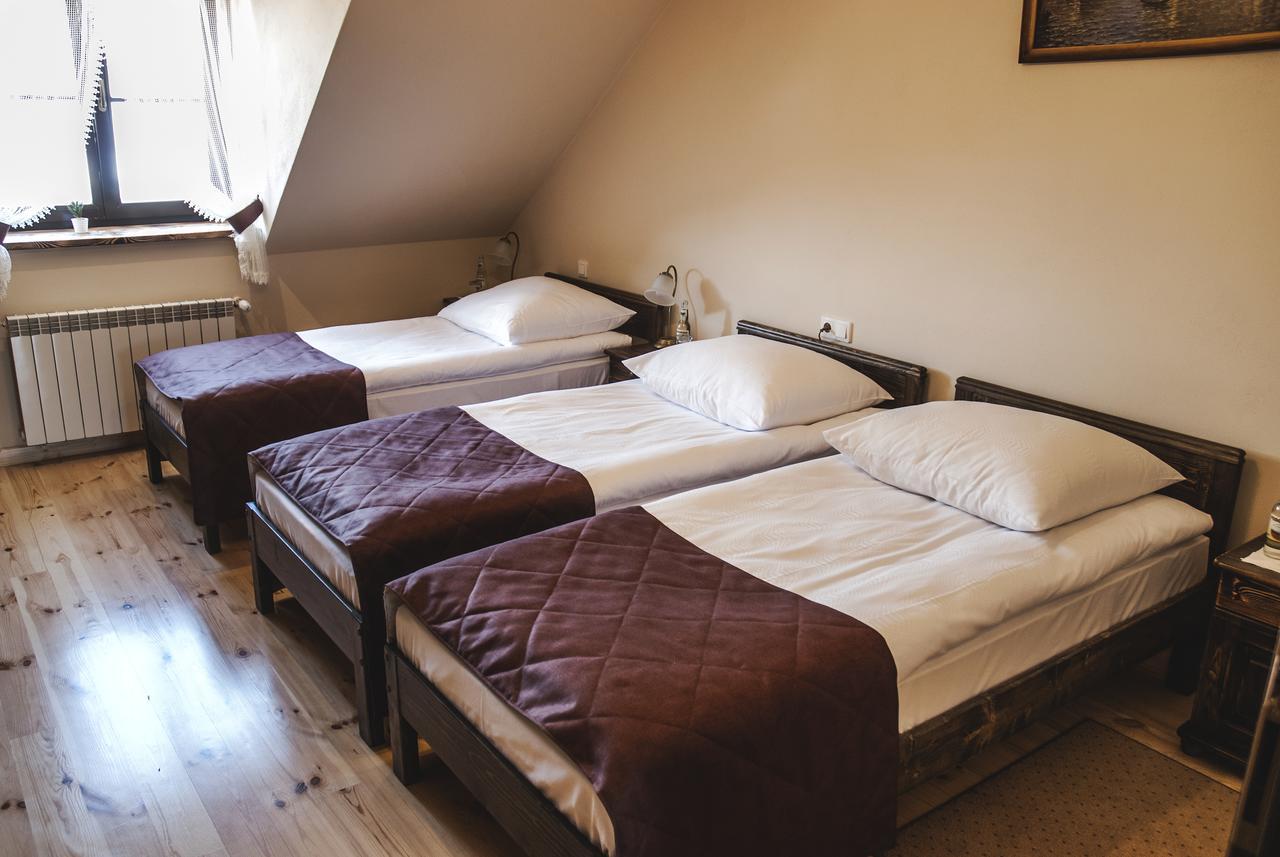 Hotel Pod Kogutkiem Krzywaczka Экстерьер фото