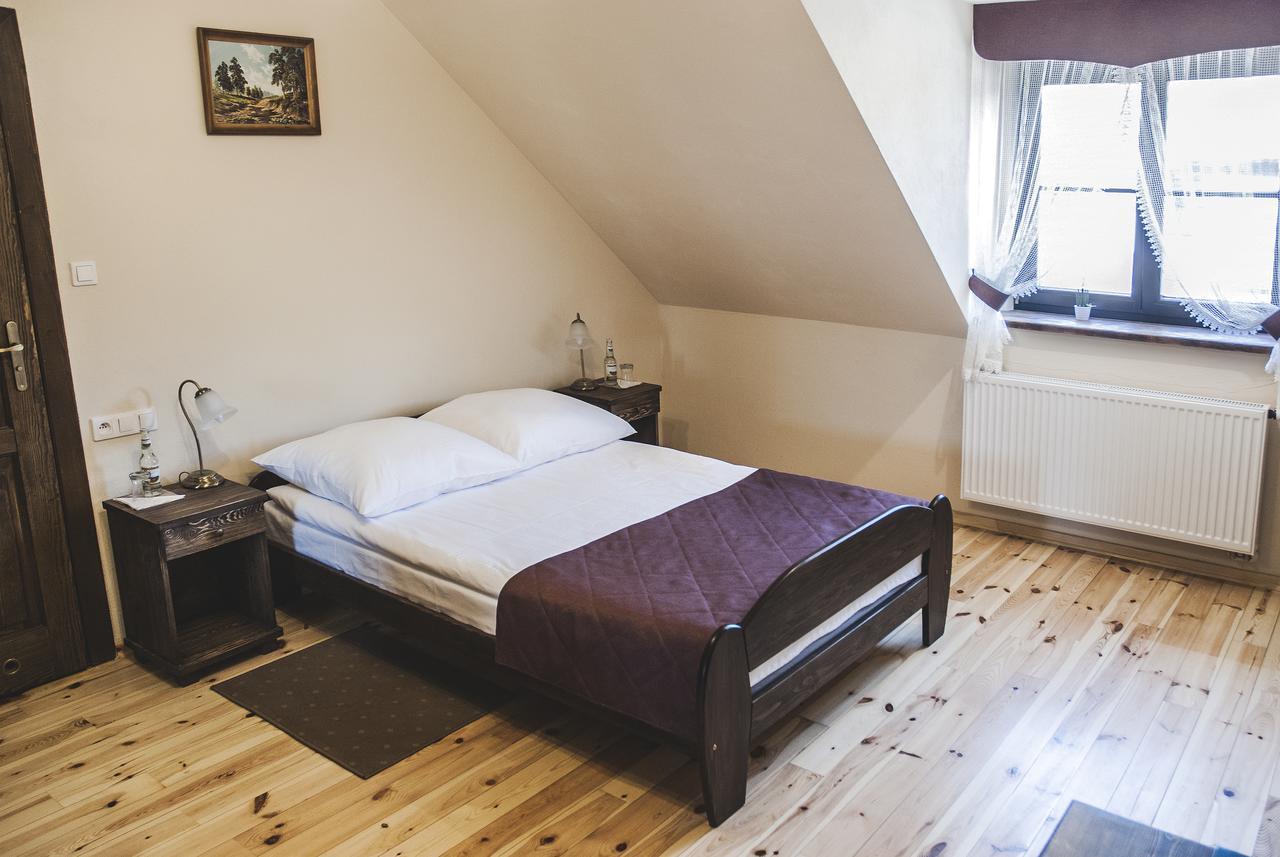 Hotel Pod Kogutkiem Krzywaczka Экстерьер фото