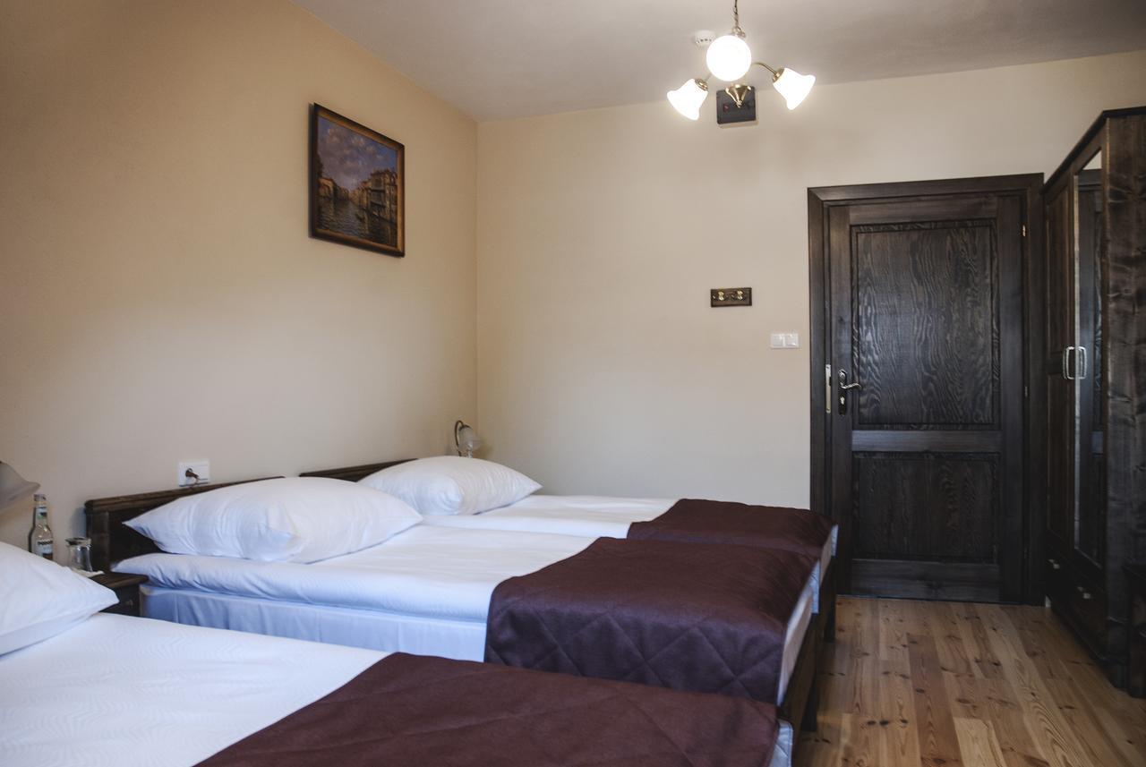 Hotel Pod Kogutkiem Krzywaczka Экстерьер фото