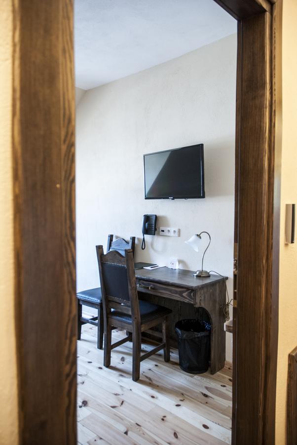 Hotel Pod Kogutkiem Krzywaczka Экстерьер фото